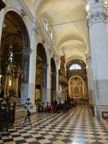 Udine, Innenraum im Dom St. Maria Annunziata, Fresken von L. Dorigny, Altarbilder von G. Tiepolo (07.05.2017)
