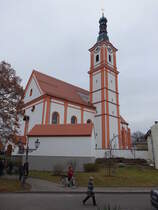 Geiselhring, Pfarrkirche St. Peter und Erasmus, erbaut von 1761 bis 1764 durch Georg Fischer (26.12.2016)