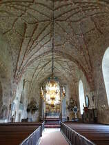 Vika, reiche Deckenmalereien aus dem 15. Jahrhundert in der Feldsteinkirche (16.06.2017)