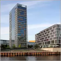 Bremen. Der Wesertower und das Steigenberger Hotel an der Weserbahnhof-Promenade. 23.08.2017