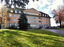 St. Gallen, Altersheim Haus S�mmerli, Seite Haupteingang - 05.11.2012