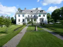 Herrenhof in H�gbo, erbaut 1739 durch Hans Hierta, Umbau im Rokokostil 1764 (22.06.2017)