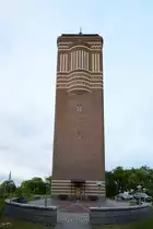 Dieser alte Wasserturm wurde zu einem Wohnhaus umfunktioniert. (Link�ping, Juni 2012)