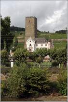 Rdesheim am Rhein. Die Boosenburg, von der nur der 38 m hohe Bergfried erhalten blieb, ist vermutlich im 12. Jahrhunderts errichtet worden. Die Stadt ist seit 2002 Teil des UNESCO-Weltkulturerbes Oberes Mittelrheintal. 15.09.2017