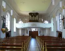 Zimmersheim, Kirche Mari� Himmelfahrt, Blick zur Orgrlempore mit der historisch wertvollen Rabiny-Orgel von 1787, Juli 2017