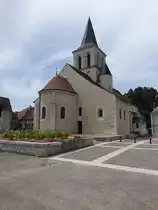Ingrandes-sur-Vienne, Kirche Saint-Pierre et St. Paul, erbaut im 12. Jahrhundert (08.07.2017)