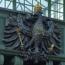 Adlerfigur am alten Schiffshebewerk Henrichenburg (Waltrop-Oberwiese, September 2008)
