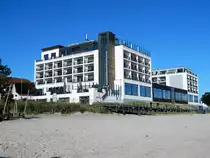 Scharbeutz in der L�becker Bucht, das Viersternehotel  Bayside  von der Strandseite am 08.10.2017 