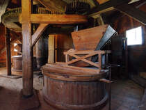 Im Innern der Erdhollnderwindmhle im Agrarhistorischen Museum Alt Schwerin.