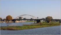 Deventer. Die Straenbrcke ber die IJssel - Wilhelminabrcke genannt - diente im Kriegsfilm  Die Brcke von Arnheim  als Drehort. 15.10.2017