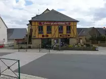 Teillay, Restaurant Auberge des Delices am Place de Eglise (10.07.2017)