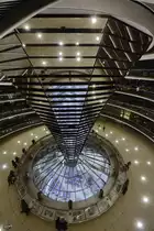 In der neuen Kuppel des Reichstagsgeb�udes im Berliner Stadtteil Tiergarten. (November 2014)
29.10.2017 Christian Bremer