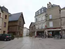 Thouars, Maison Medivales in der Rue du Chateau (12.07.2017)