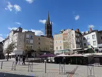 Limoges, historische H�user am Place de la Motte (14.07.2017)