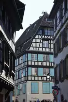 STRASBOURG (D�partement du Bas-Rhin), 13.10.2017, dieses auffallende Fachwerkhaus im Quartier Petite France beherbergt das Hotel Regent Petite France