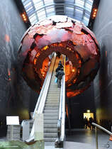 Der Eingangsbereich des Naturhistorischen Museums im Londoner Stadteil Kensington. (Mrz 2013)