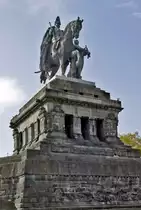Denkmal f�r Kaiser Wilhelm I am  Deutschen Eck  in Koblenz - 16.10.2017