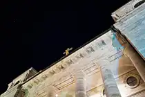 Blick auf das Jesuskreuz des Doms in St. Blasien am Abend des 9.12.2017.