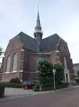 Coevorden, Niederl. Ref. Hl. Kreuz Kirche, erbaut bis 1641 mit kuppelf�rmiges Gew�lbe �ber der Vierung (23.07.2017)