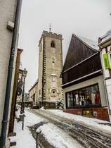 Die Turm der St. Johann Kirche in Kronberg. Aufnahmedatum: 21.01.2013