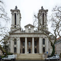 Die 1728 fertiggestellte St. John's Kirche im Londoner Stadtteil Westminster. (Mrz 2013)