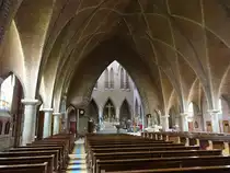 Heerenveen, Innenraum der kath. Hl. Geist Kirche, Kanzel vom Bildhauers Friedrich Wilhelm Mengelberg (25.07.2017)