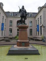 Leeuwarden, Graf Willem von Nassau Denkmal am Hofplein (25.07.2017)