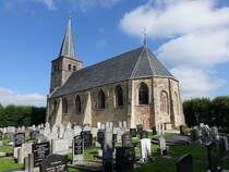 Boksum, niederl. Ref. Kirche, erbaut im 12. Jahrhundert, Kirchturm von 1843 (26.07.2017)