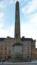 Der aus Granit gefertigte Obelisk soll an den Schwedisch-Russischen Krieg der Jahre 1788 bis 1790 erinnern. (Stockholm, Oktober 2011)