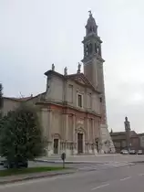 Lendinara, Dom St. Sofia in der Via San Giuseppe, erbaut im 18. Jahrhundert, Kampanile erbaut bis 1857 (28.10.2017)