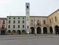 Badia Polesine,  sptgotischer Palazzo degli Estens, erbaut um 1400 (28.10.2017)