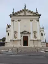 Merlara, Pfarrkirche St. Maria an der Piazza Martiri della Libert, erbaut ab 1891 (28.10.2017)
