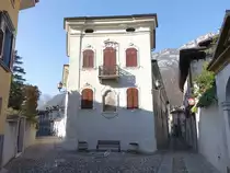 Ala, alter Palazzo in der Via Gattioli in der Altstadt (01.11.2017)