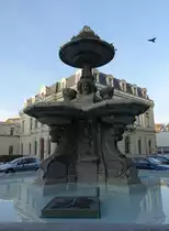 Montelimar, Brunnen am Emile Loubet in der Altstadt (22.09.2017)