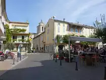 Saint-Paul-Trois-Ch�teaux, H�user am Place du Marche (22.09.2017)