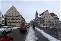 Rottweil, die �lteste Stadt in Baden-W�rttemberg -

Blick in die Altstadt entlang der Hochbr�ckstra�e, mit dem Turm der Kapellenkirche rechst und dem Aufzugstestturm im Hintergrund.

19.02.2018 (M)