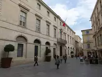 Nimes, Rathaus in der Rue de la Tresorerie in der Altstadt (25.09.2017)
