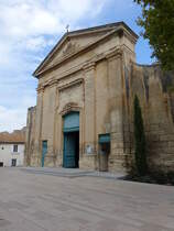 Fontvieille, Kirche Saint-Pierre-es-Liens, erbaut ab 1695 (25.09.2017)