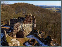 Blick vom Bergfried der Burgruine Hohnstein Richtung Osten zum Kyffhuser. (25.02.2018)