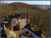 Blick vom Bergfried der Burgruine Hohnstein Richtung Osten zum Kyffh�user. (25.02.2018)
