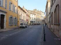 Saint-Tropez, Huser in der Rue Gambetta in der Altstadt (27.09.2017)