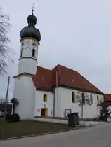 Rottau, Filialkirche St. Michael, Turm und Teil des Langhauses 17. Jahrhundert, Langhaus Neubau 1954 durch Georg Berlinger (26.02.2017)