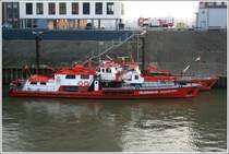 Duisburg - Feuerlschboote im Vinckekanal