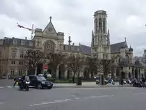 Paris, Kirche Saint-Germain-l´Auxerrois, Kirche des Louvre, sp�tgotische Vorhalle, romanischer Turm (30.03.2018)