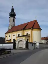 Vachendorf, Kirche Mari� Himmelfahrt, erbaut von 1680 bis 1682 durch Lorenzo Sciasca (26.02.2017)