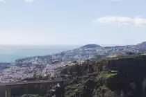 FUNCHAL (Concelho de Funchal), 01.02.2018, Blick aus der Seilbahn in Richtung S�dwesten