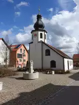 R�ckersb�hl, Filialkirche Hl. Dreifaltigkeit, erbaut 1732 (05.03.2017)