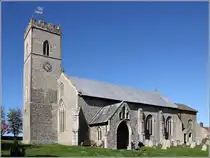 Knapton. Die Saint Peter and Saint Paul Parish Church des kleinen Dorfes geht auf das 14. Jahrhundert zur�ck. 05.05.2018