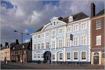 King's Lynn. Das Duke's Head Hotel und weitere Geb�ude am Tuesday Market Place. 01.05.2018