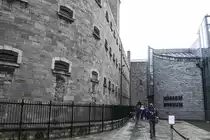 Kilmainham Gaol  ist ein ehemaliges Gef�ngnis im Dubliner Stadtteil Kilmainham. In der Geschichte Irlands spielte es eine bedeutende Rolle, da viele irische Rebellenf�hrer und nationalistische Politiker im Kilmainham Gaol inhaftiert waren und mehrere von ihnen hier hingerichtet wurden. 
Aufnahme: 11. Mai 2018.